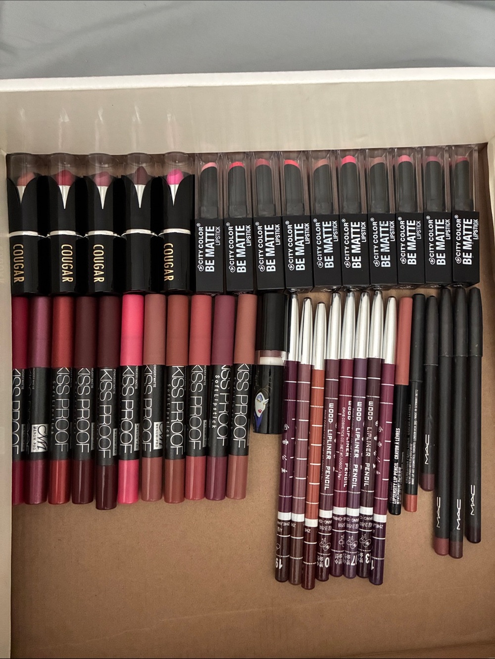 Assorted Women’s Lip Liners & Matte Lipsticks - Pink/Berry Shades